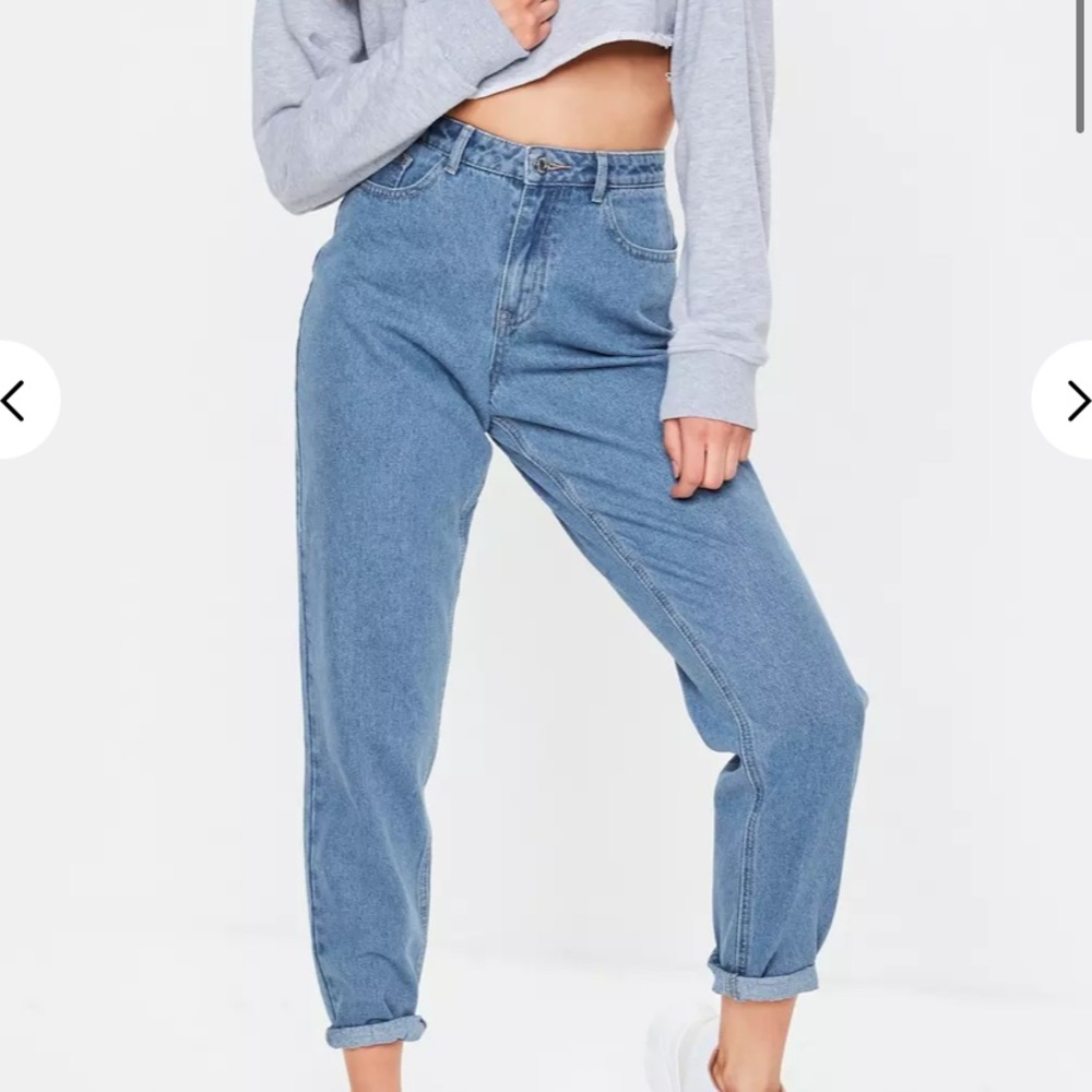 Riot High Waisted Mom Jeans Missguided